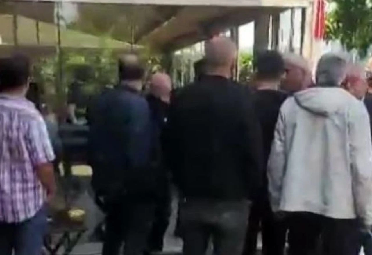 Pendik’te kafede oturan kişiyi öldürüp kaçtı! - 1. Resim