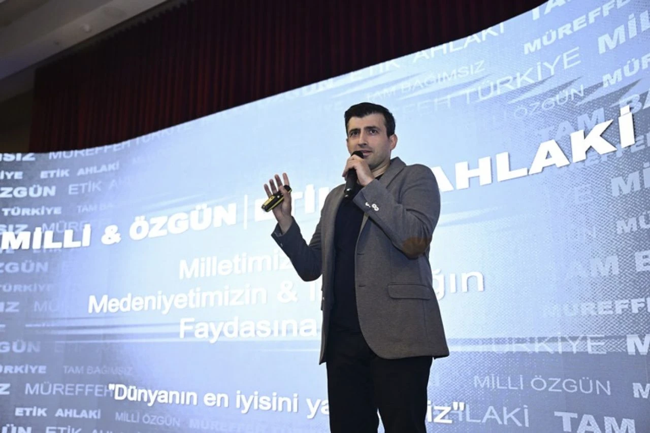 Selçuk Bayraktar, AKINCI'nın İran'daki tarihi başarısını değerlendirdi: 'Çok önemli bir göreve imzasını attı'