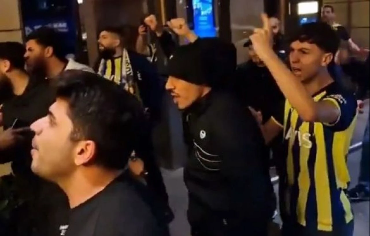 Berlin'de Ergin Ataman ve Fenerbahçe taraftarı arasında sinkaflı küfürleşme