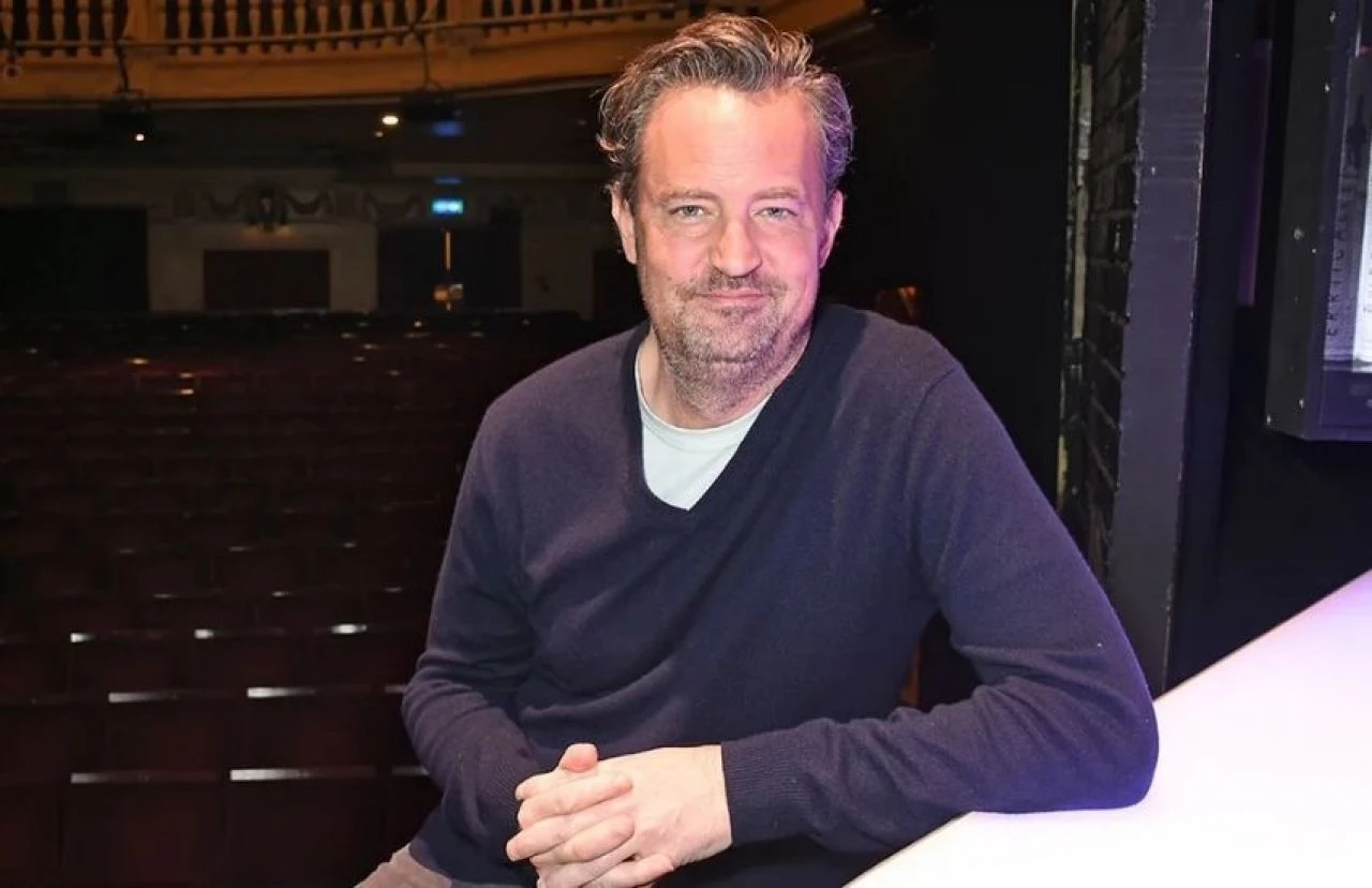 Polis, Matthew Perry ölümüyle ilgili yeni soruşturma başlattı - 1. Resim