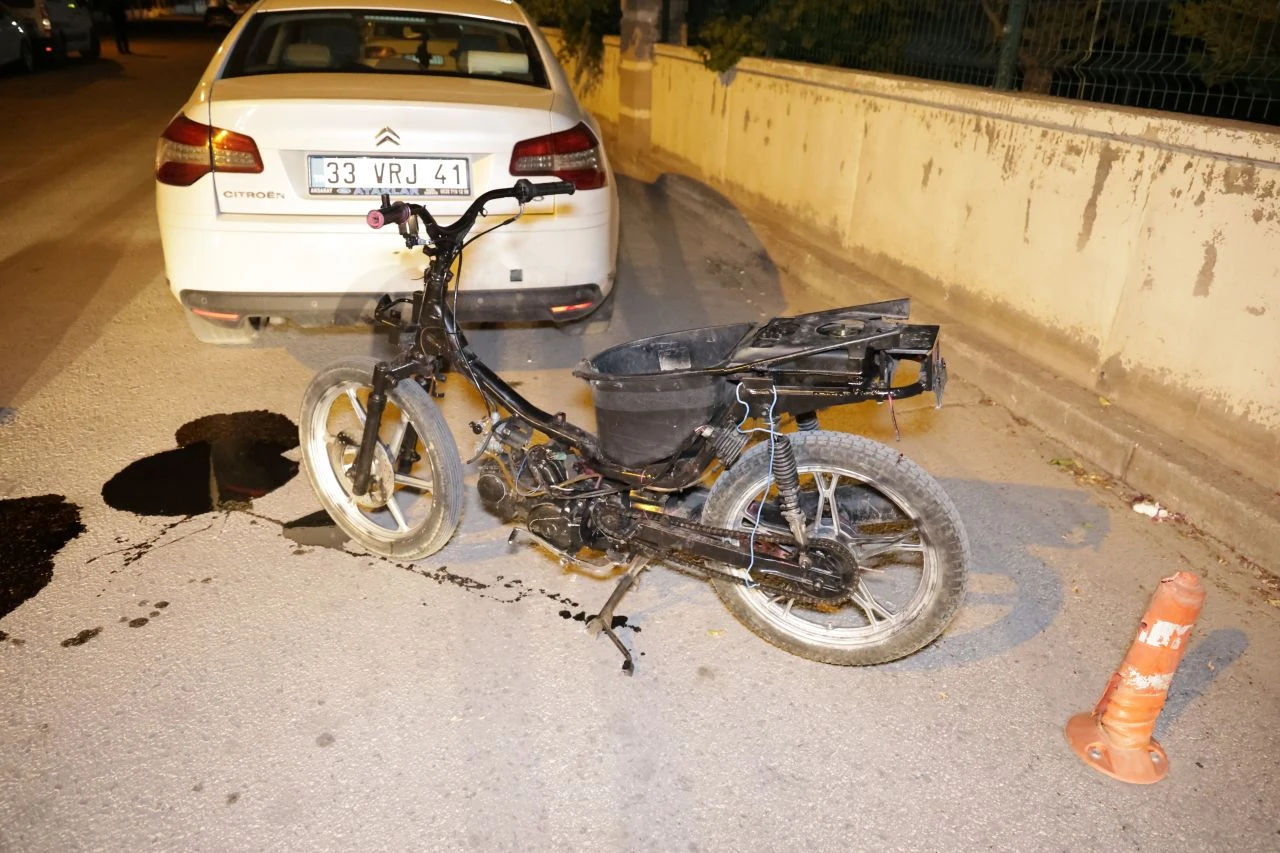 Polisin 'dur' ihtarına uymadı, kovalamaca kameraya yansıdı - 2. Resim