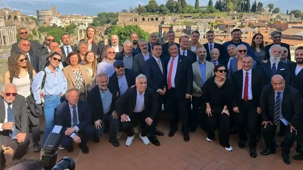 Ekrem İmamoğlu'nun Roma gezisine Özgür Özel'den ilk yorum!  - 2. Resim