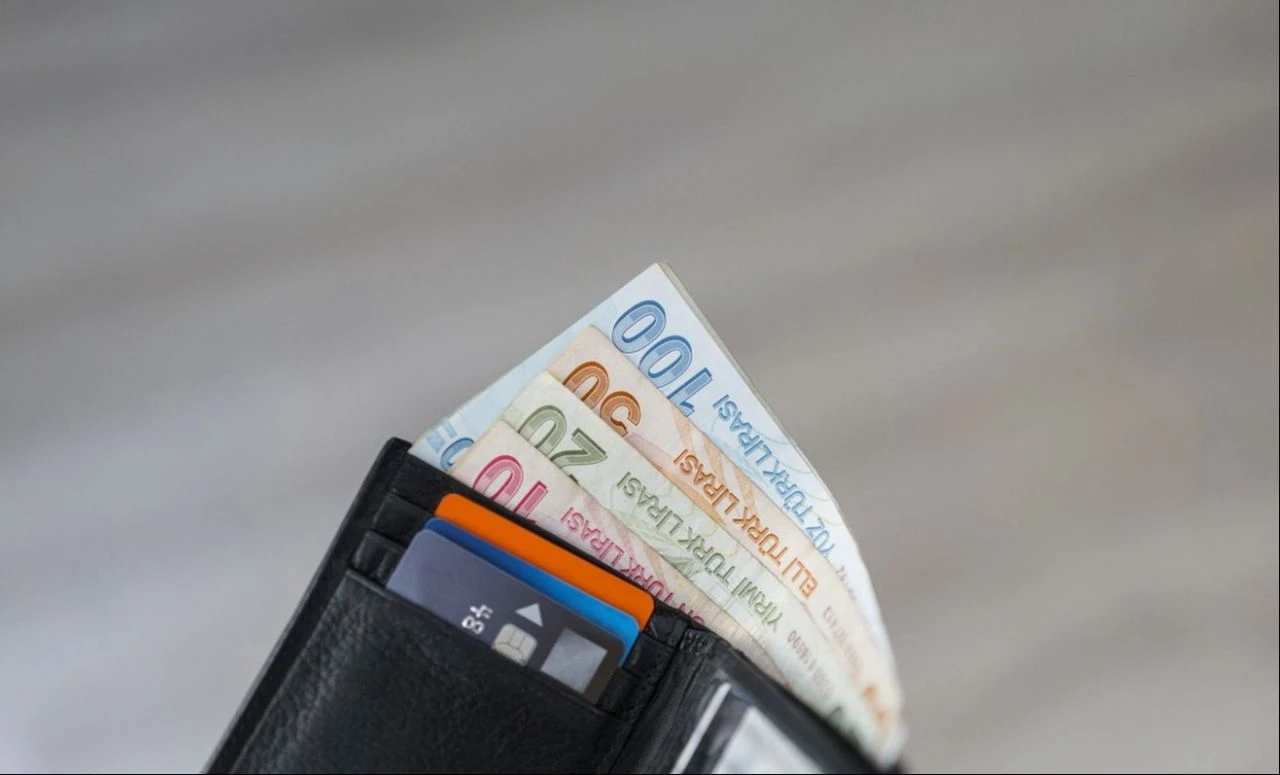 Emekli zammı için yeni kulis! Enflasyon ve refah payı çözümlü formüller masada - 2. Resim