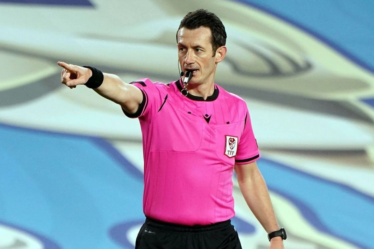 Galatasaray Konyaspor maçının hakemi Tugay Kaan Numanoğlu karnesi - 2. Resim