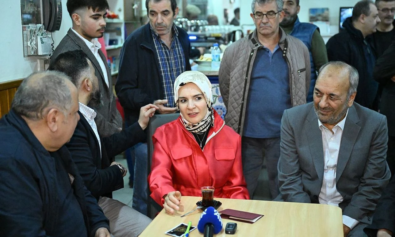 Bakan Göktaş 24 yıl sonra yine aynı yerde: Hafta sonu burada çalışıyordum - 2. Resim