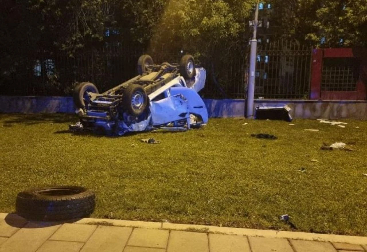 Kayseri'de savaş yerini aratmayan kaza: Yaralılar var! - 1. Resim