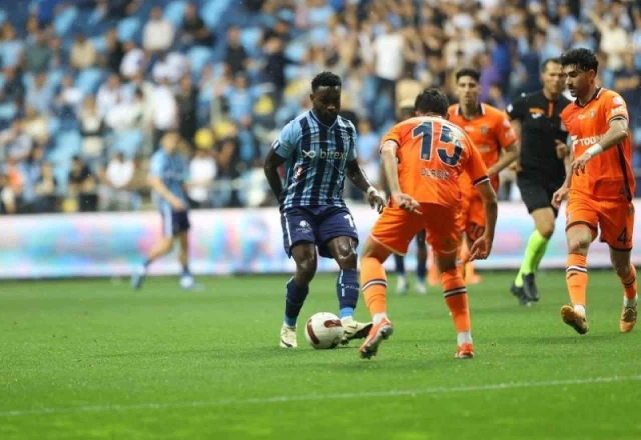 Adana'da 8 gollü maçın galibi RAMS Başakşehir - 1. Resim