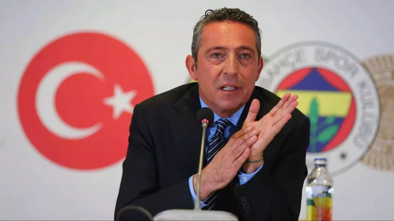Fenerbahçe'den maç sonu dikkat çeken paylaşım: Hak edilmeyen bir şampiyonluk... - 1. Resim
