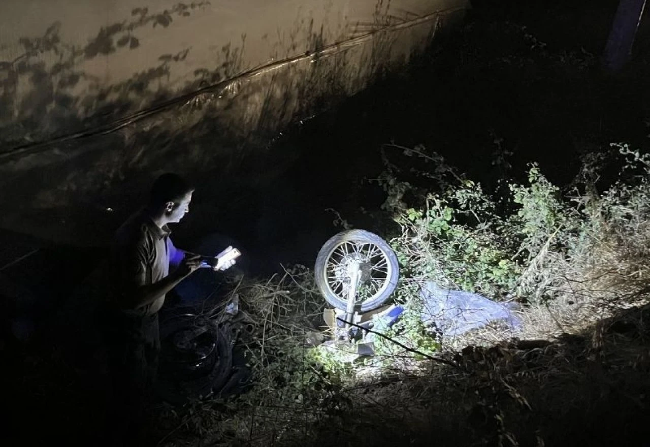 Kafa kafaya çarpıştılar: 1 ölü, 4 yaralı!