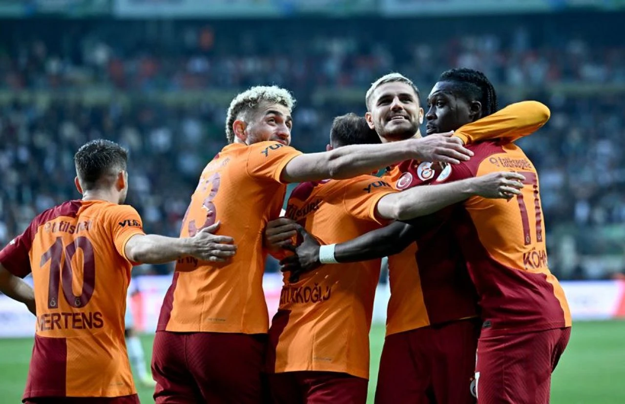 Son dakika! Süper Lig'de şampiyon Galatasaray!