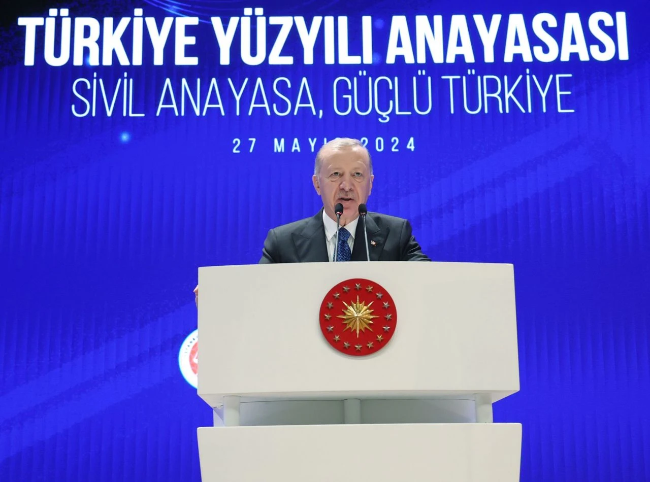 Cumhurbaşkanı Erdoğan'dan 27 Mayıs'ın yıl dönümünde dikkat çeken vurgu: Darbe anayasası ile yola devam edemeyiz