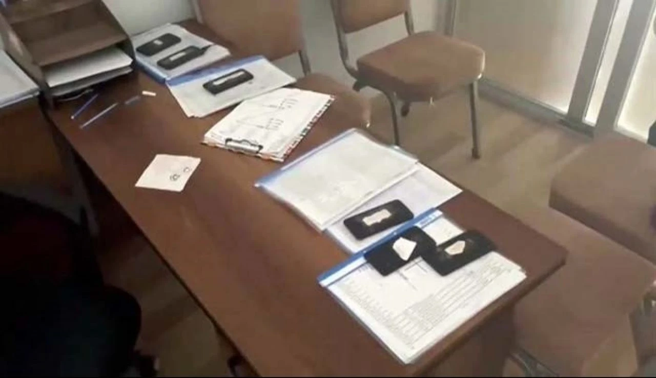 Devre mülk dolandırıcılarına operasyon! Kredi çektirip 36 milyon liralık vurgun yaptılar - 1. Resim