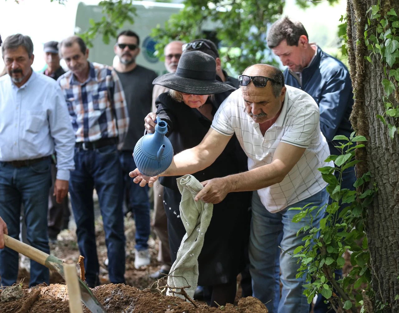 Ekonomist Korhan Berzeg için cenaze töreni düzenlendi - 4. Resim