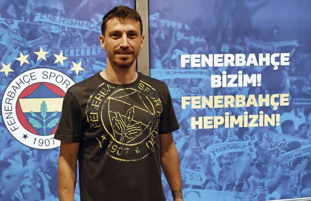 Galatasaray'ın şampiyonluğu sonrası Mert Hakan Yandaş'tan paylaşım geldi! - 1. Resim