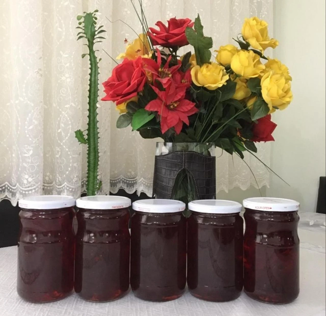 Gül şehrinde koku ve tat şöleni... Ustasından gül şerbeti tarifi - 2. Resim