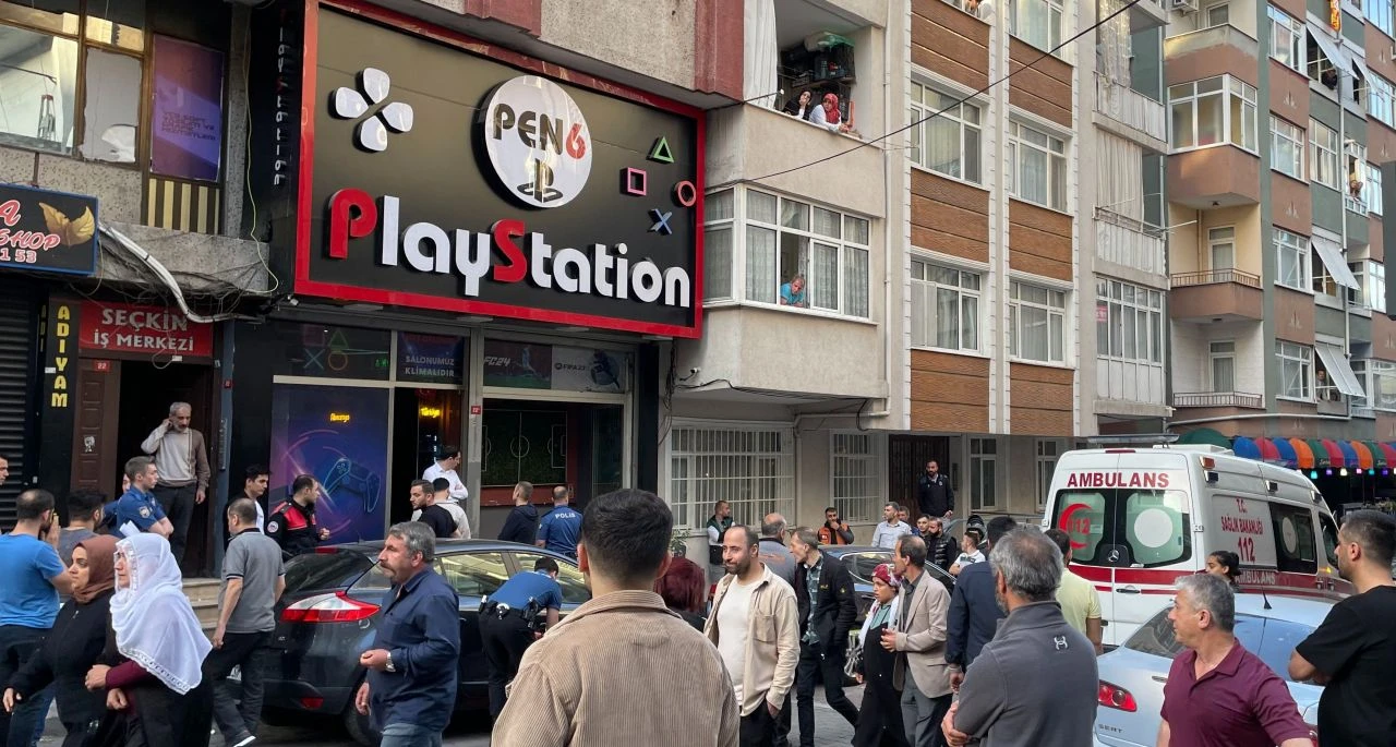 Gündüz vakti İstanbul'da oyun salonuna saldırdılar: Çalışan genç öldü - 1. Resim