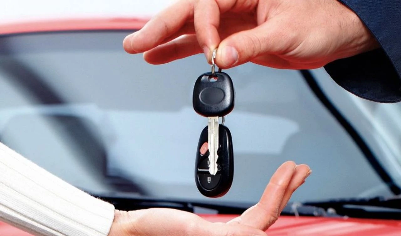 Otomotivde vites düştü, satıcı harekete geçti! Sıfır otomobile 300 bin lira indirim