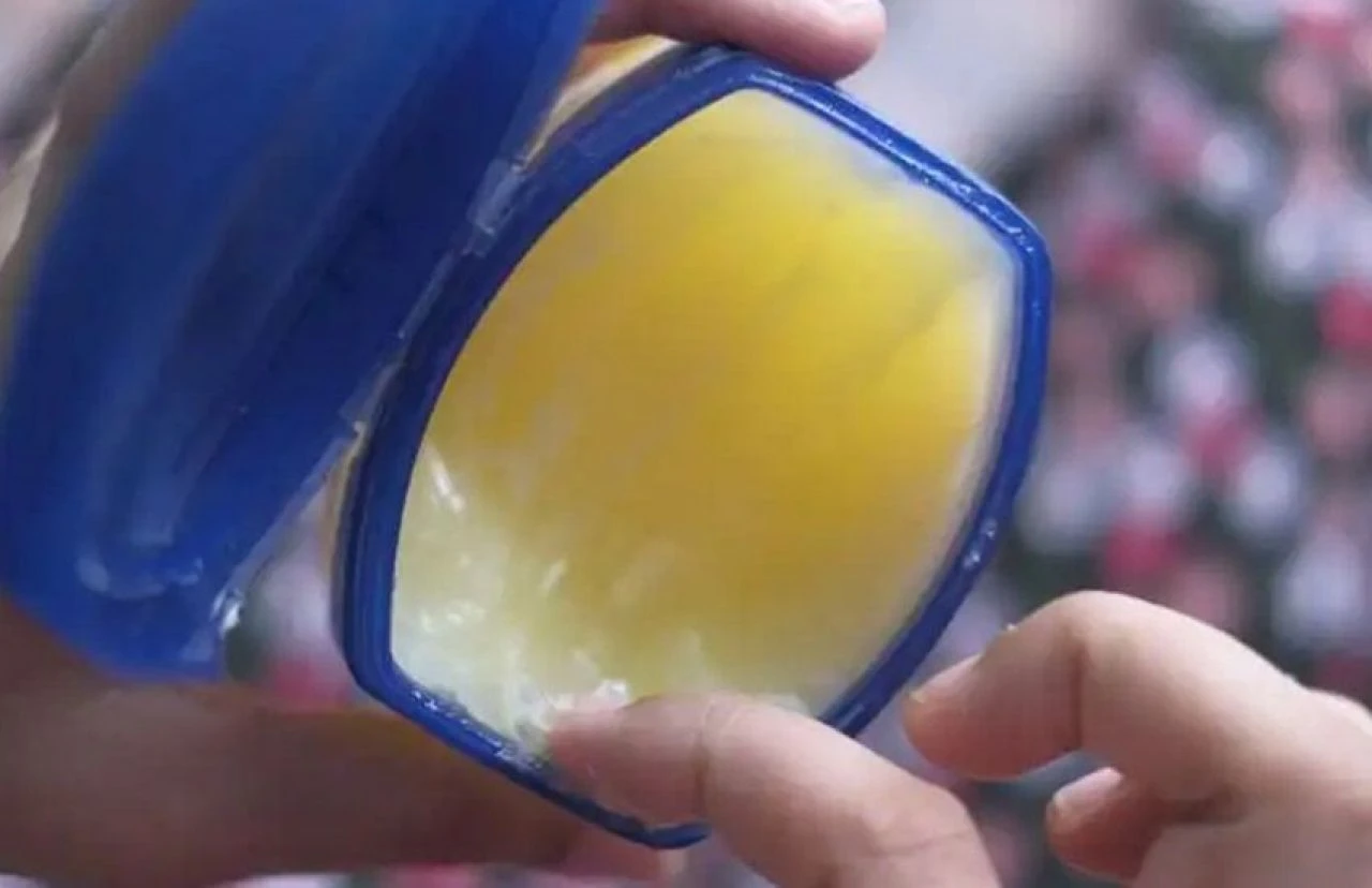 Petrolden üretilen 10 şaşırtıcı malzeme! Yiyoruz veya yüzümüze sürüyoruz - 4. Resim