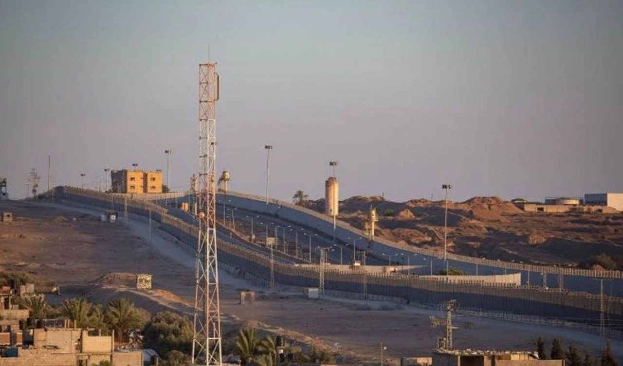 Son dakika! İsrail ile Mısır askerleri arasında çatışma çıktı