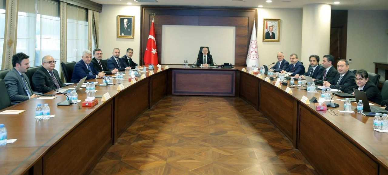 Tüketici kredileri ve kredi kartları masada! Mehmet Şimşek yeni tedbirleri görüştü - 1. Resim