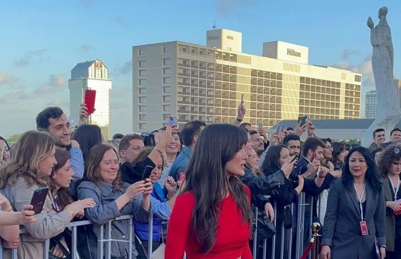 Yargı'nın finali için özel uçak indi!