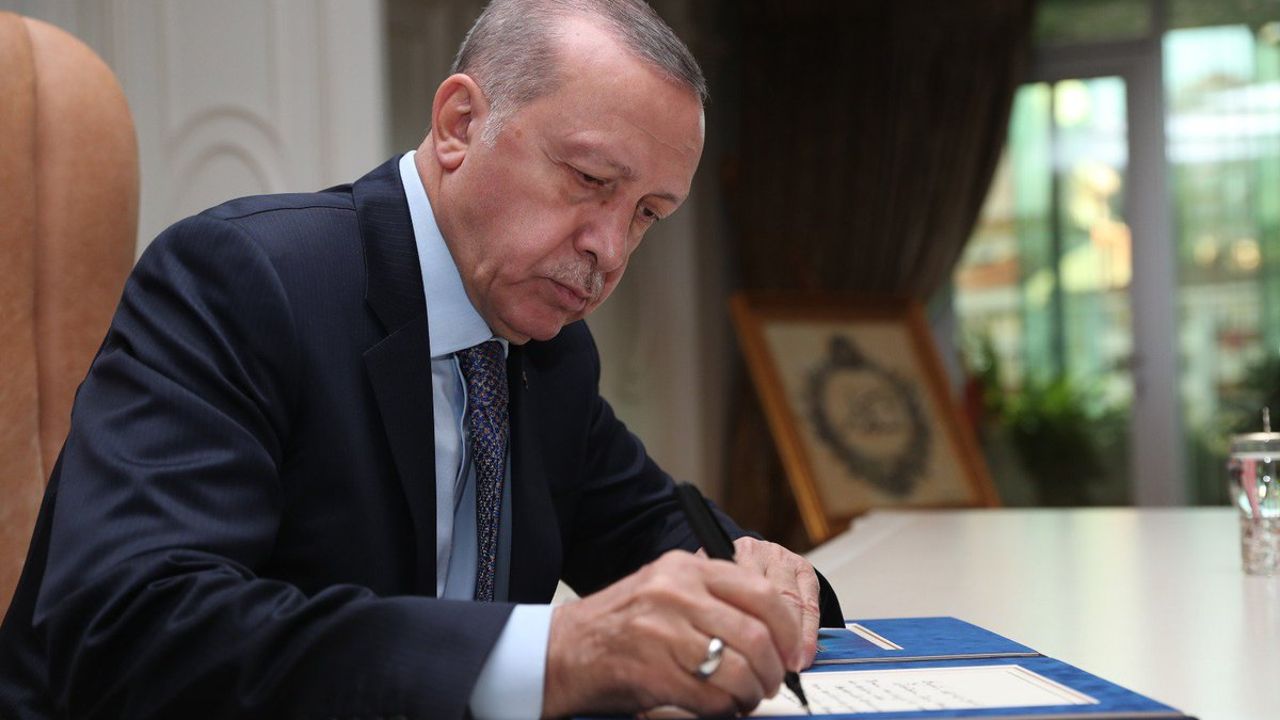 Cumhurbaşkanı Erdoğan&#039;ın imzasıyla atama kararları Resmi Gazete&#039;de yayımlandı