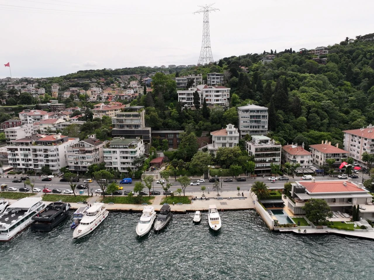 FETÖ firarisi ismin Bebek'te bulunan yalısı, dudak uçuklatan rakama satışa çıkarıldı! - 8. Resim
