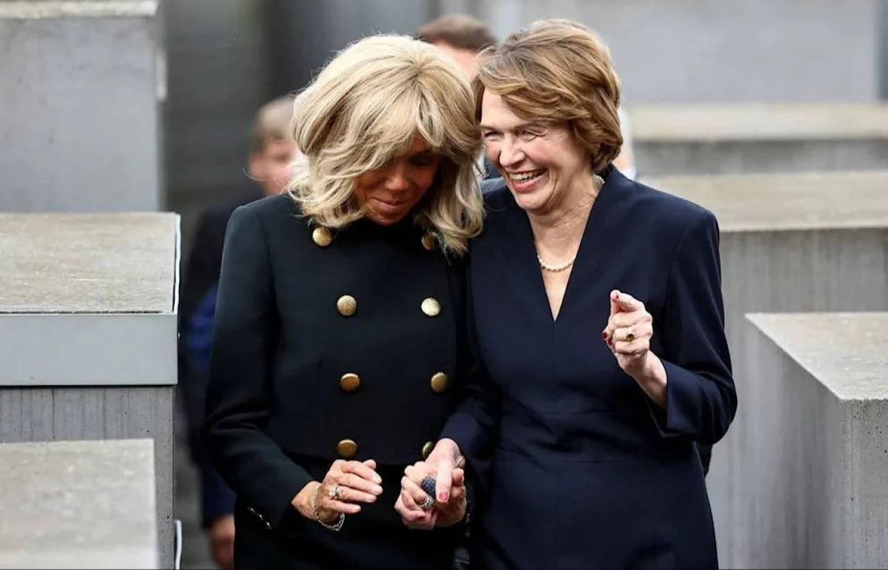 First lady'ler görgü kurallarını çiğnediler tepki çığ gibi büyüdü