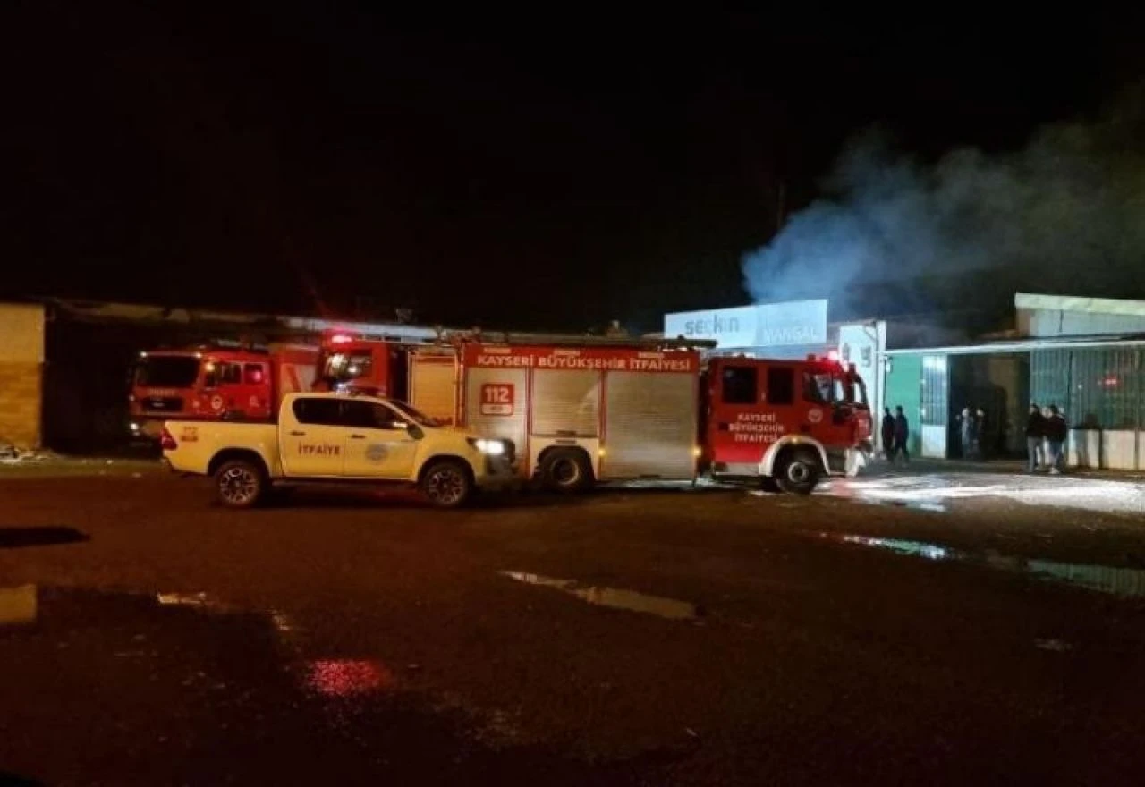 Kayseri'de soba imalathanesinde korkutan yangın!
