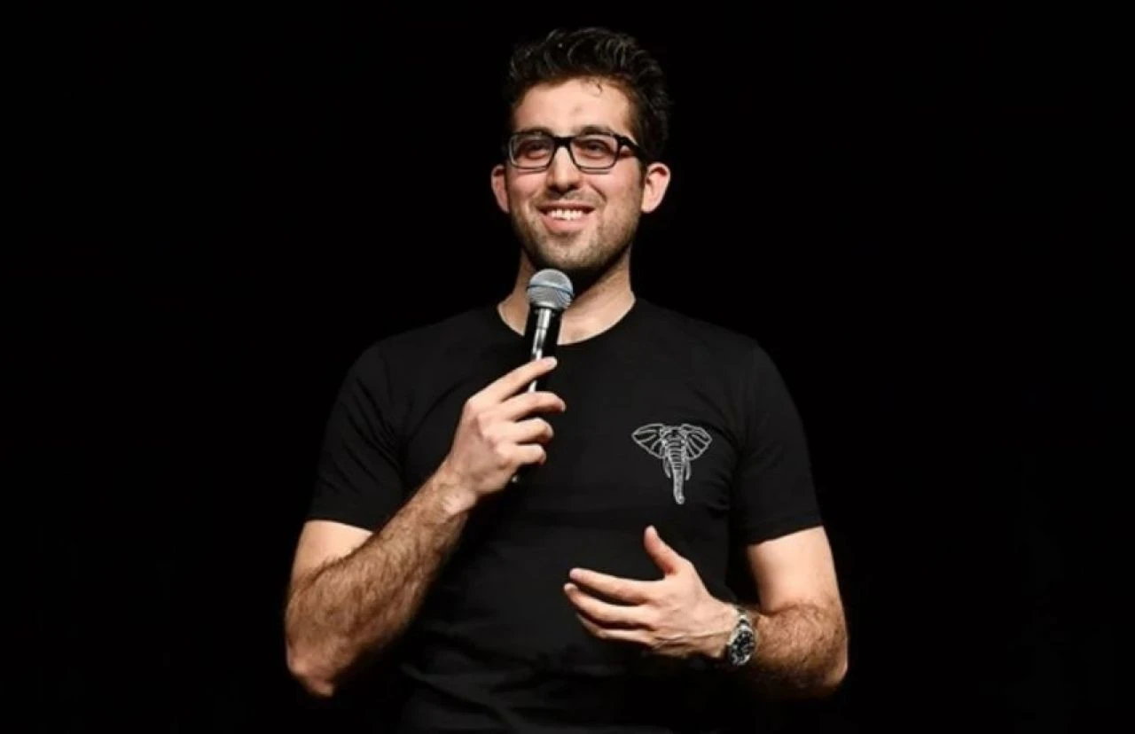 Komedyen Doğu Demirkol'dan Filistin'e destek