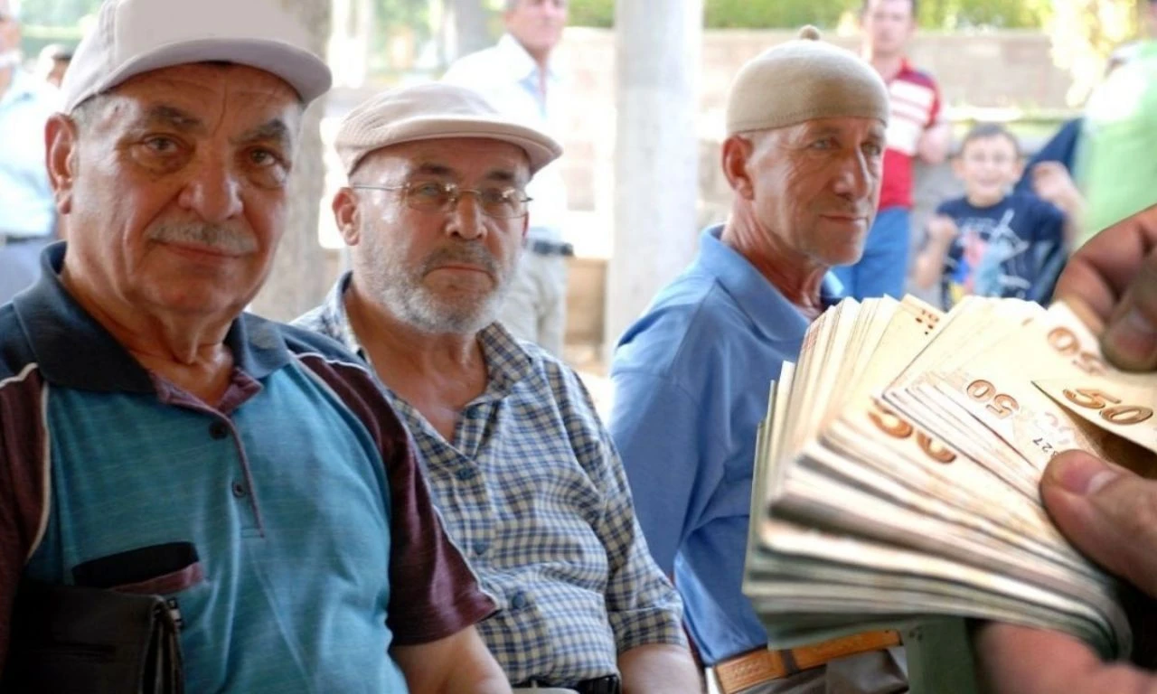 Kulislerden sızdı! En düşük emekli maaşında rakam ortaya çıktı