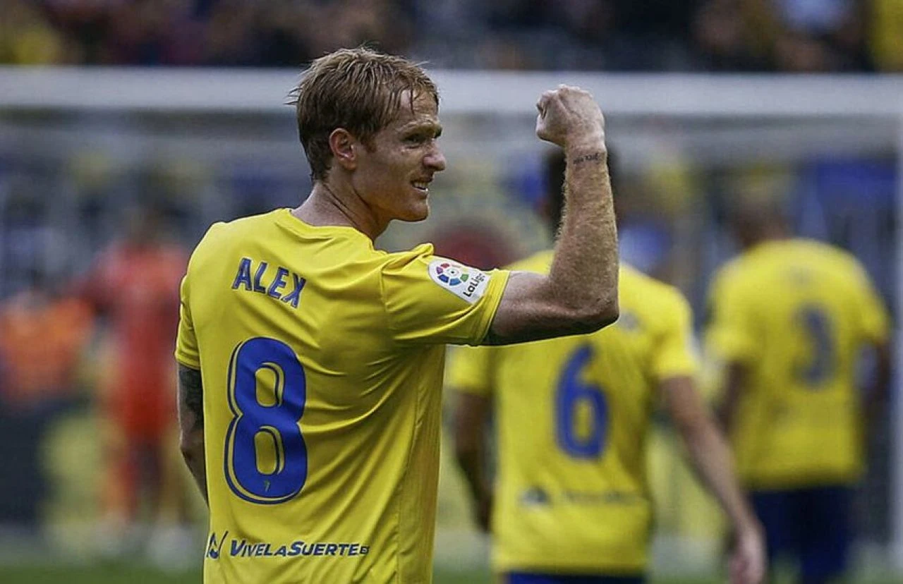 La Liga ekibi havada adeta şok geçirdi: Öleceğimizi sandık - 1. Resim