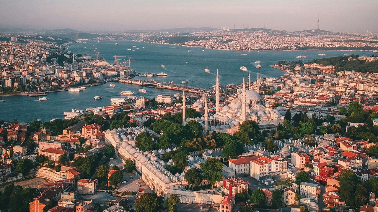 Turizm lokomotifi İstanbul tüm zamanların rekorunu kırdı