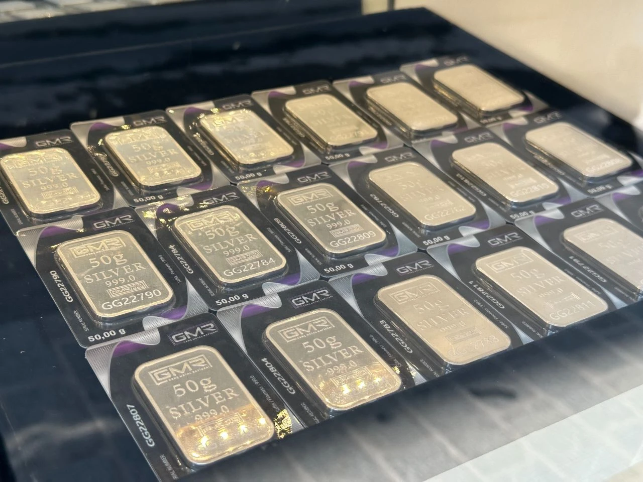 2024 yılının yeni gözdesi altını solladı! Yatırımcılar kuyumculara koştu