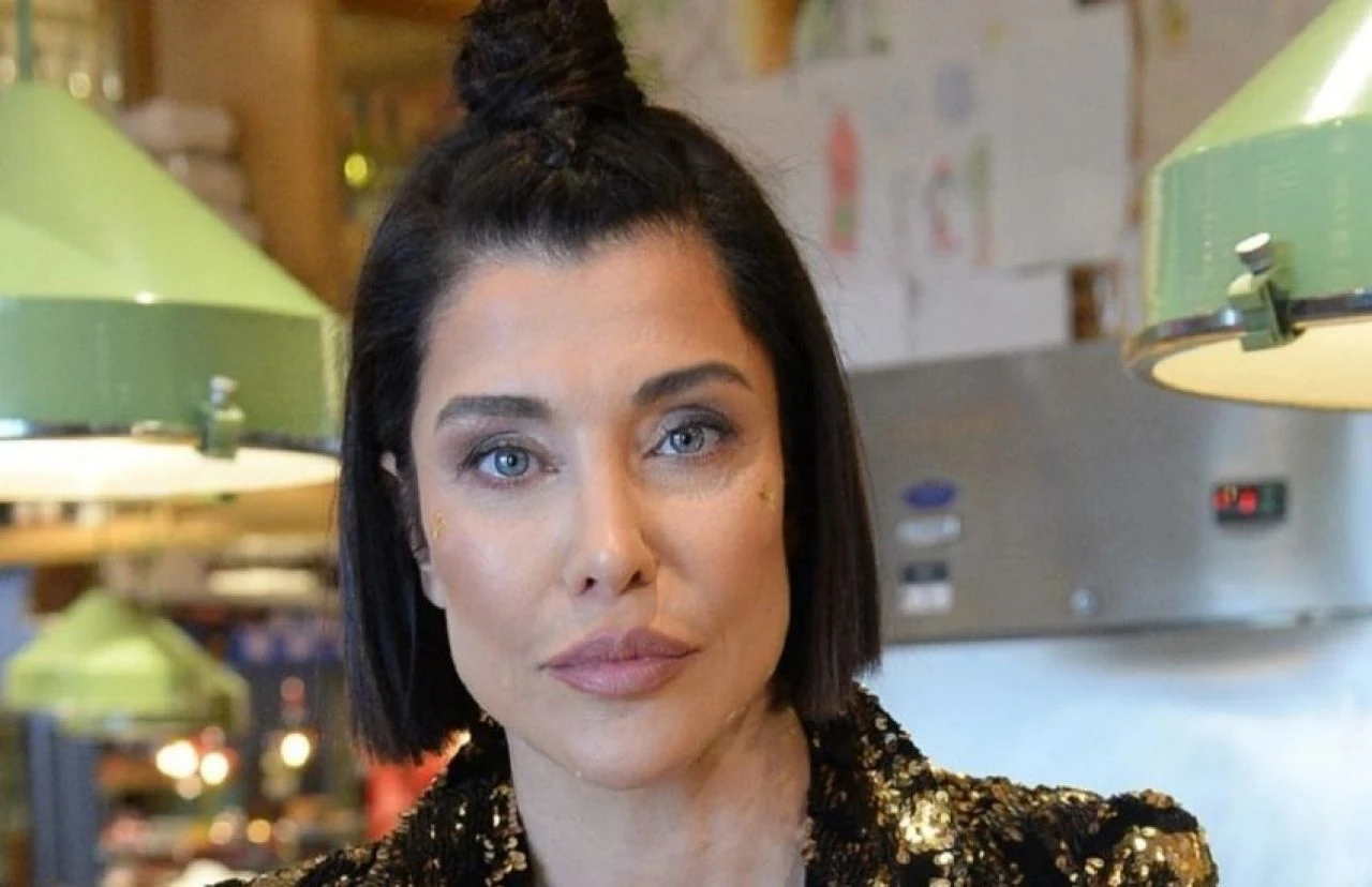 Deniz Akkaya'nın kızının ifadesi ortaya çıktı: Ayağıyla kafamı tekmeledi - 1. Resim