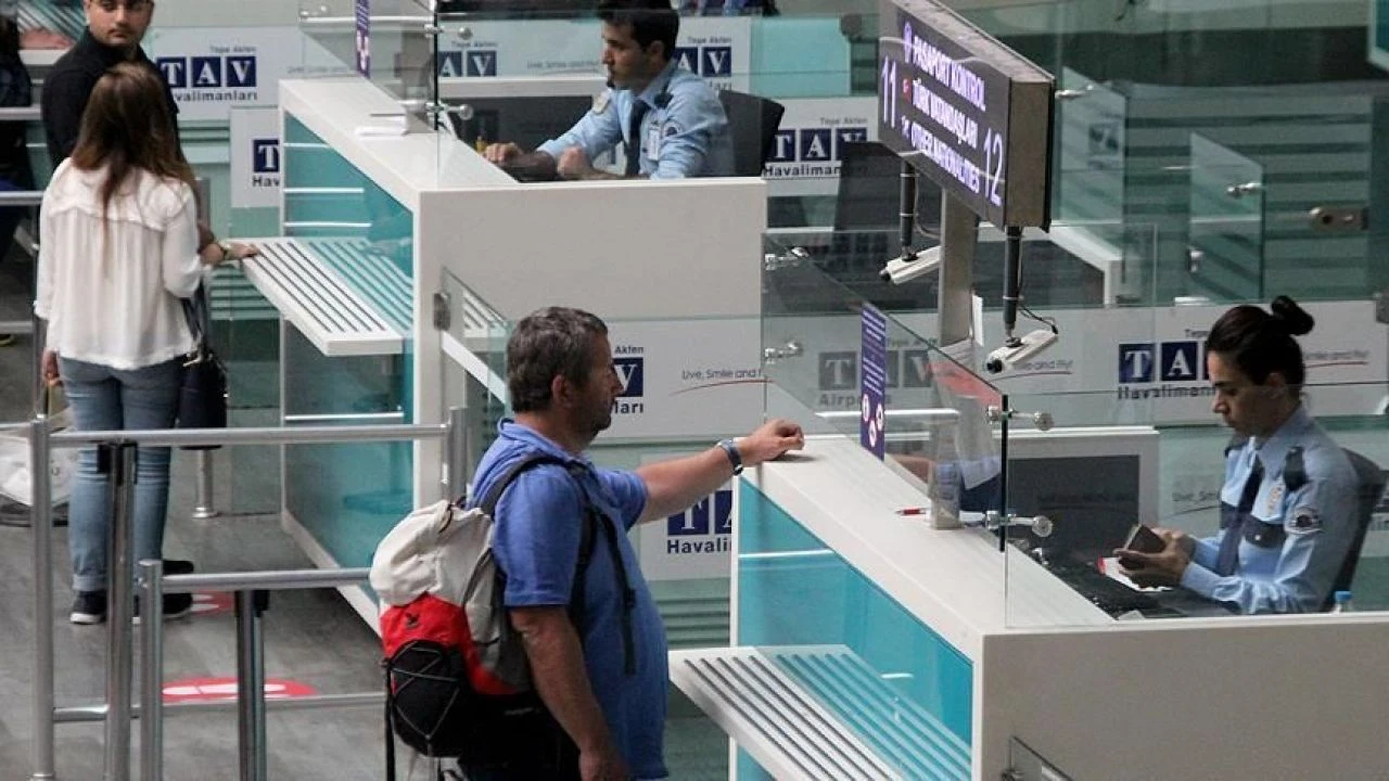 Dünyanın en pahalı pasaportları açıklandı! Türkiye'nin listedeki yeri dikkat çekti - 1. Resim