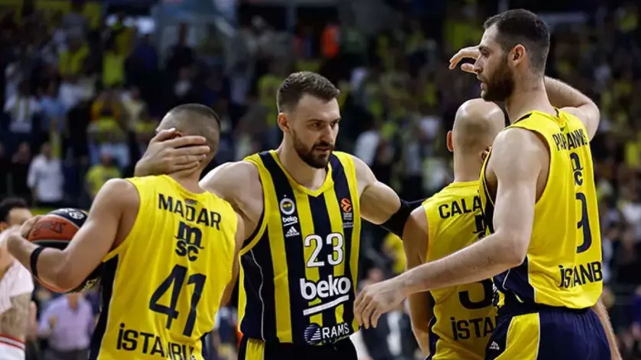 Fenerbahçe Beko, Beşiktaş Emlakjet'i yenerek seride 1-0 öne geçti! - Basketbol