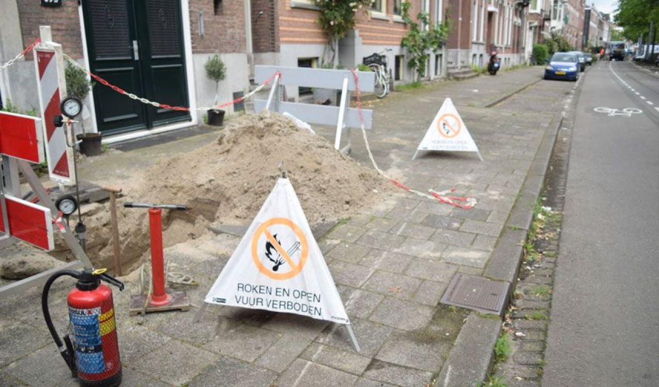 Hollanda'da bomba paniği! Bin 100 kişi tahliye edildi - 1. Resim