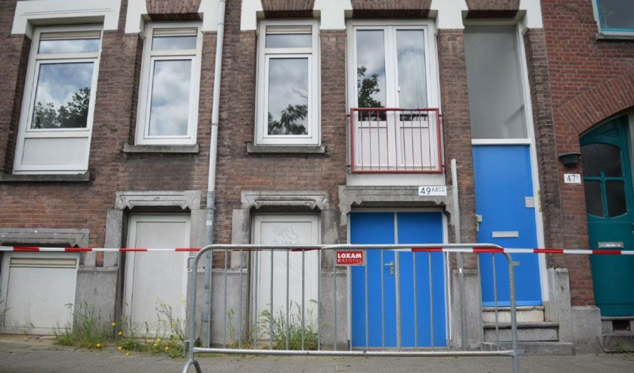 Hollanda'da bomba paniği! Bin 100 kişi tahliye edildi - 2. Resim
