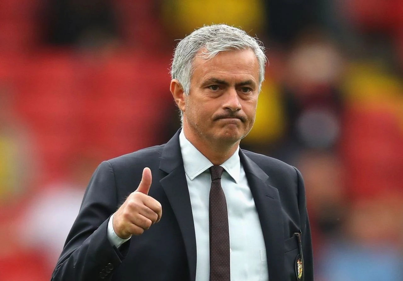 Ali Koç Jose Mourinho ile anlaştı, Aziz Yıldırım'dan ilk tepki geldi: Kalıbının adamı değilmiş - 1. Resim