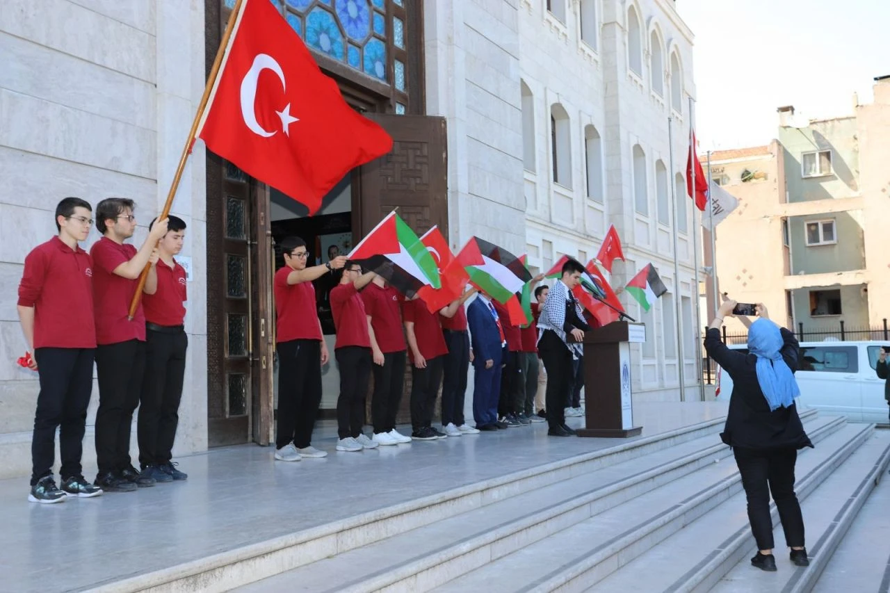 İmam hatip öğrencilerinden Kudüs bildirisi: Selahaddin Eyyubi’nin ruhuyla geleceğiz - 3. Resim
