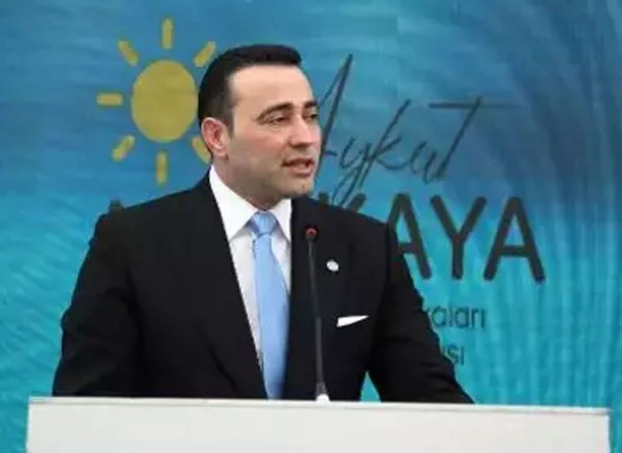 İYİ Parti'de deprem! Bir milletvekili daha istifa etti - 1. Resim