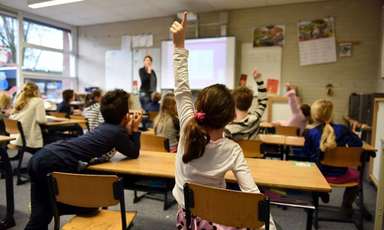 Kesenin ağzını kapamışlardı! Özel okullardan öğretmen maaşı açıklaması geldi - 1. Resim