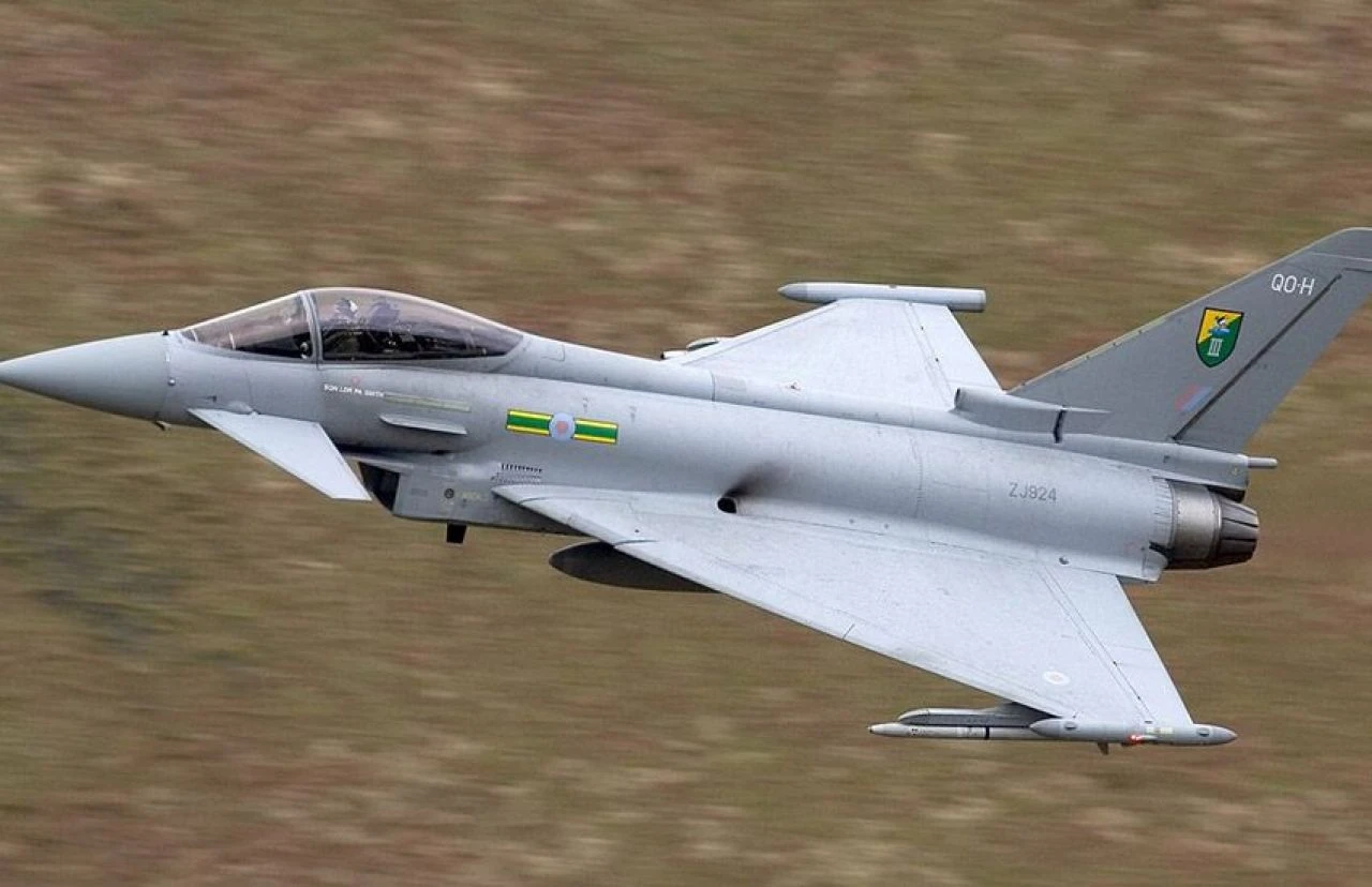 Türkiye'nin gündemindeki Eurofighter Typhoon için çarpıcı detay! Dünyaca ünlü iki firma ortadan kalkacağı tarihi verdi - 1. Resim