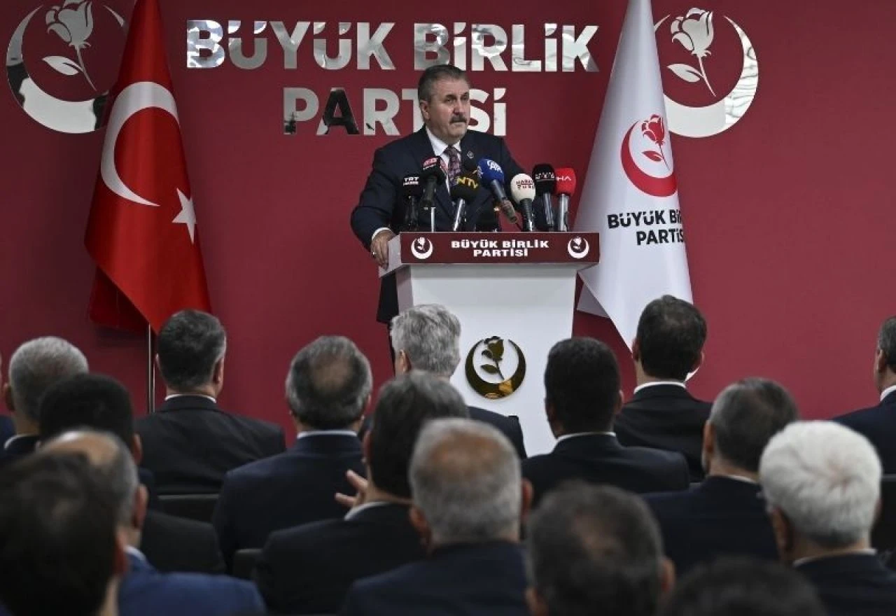 BBP’den yeni müfredata şartlı destek: Çocuklarımız, Kuran-ı Kerim'i ve Peygamberimizi öğrenmeli