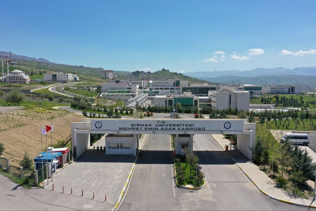 Hemşirelik, İşletme ve Turizm bölümleri açıldı! Üniversite kapılarını açtı yeni öğrencilerini bekliyor - 1. Resim