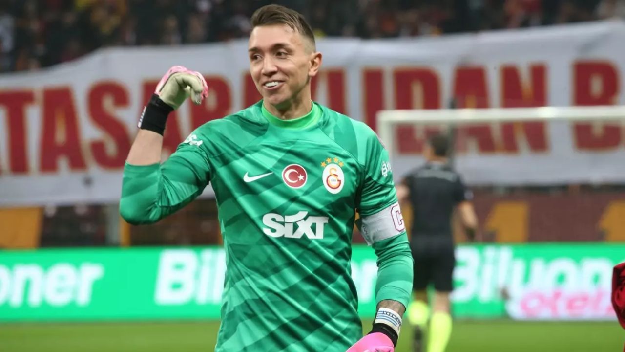 Fernando Muslera gözünü Bülent Korkmaz&#039;ın rekoruna dikti!