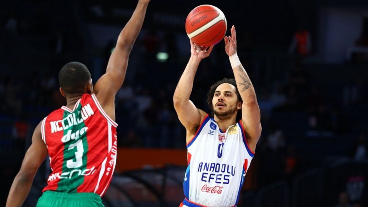 İlk finalist Anadolu Efes!