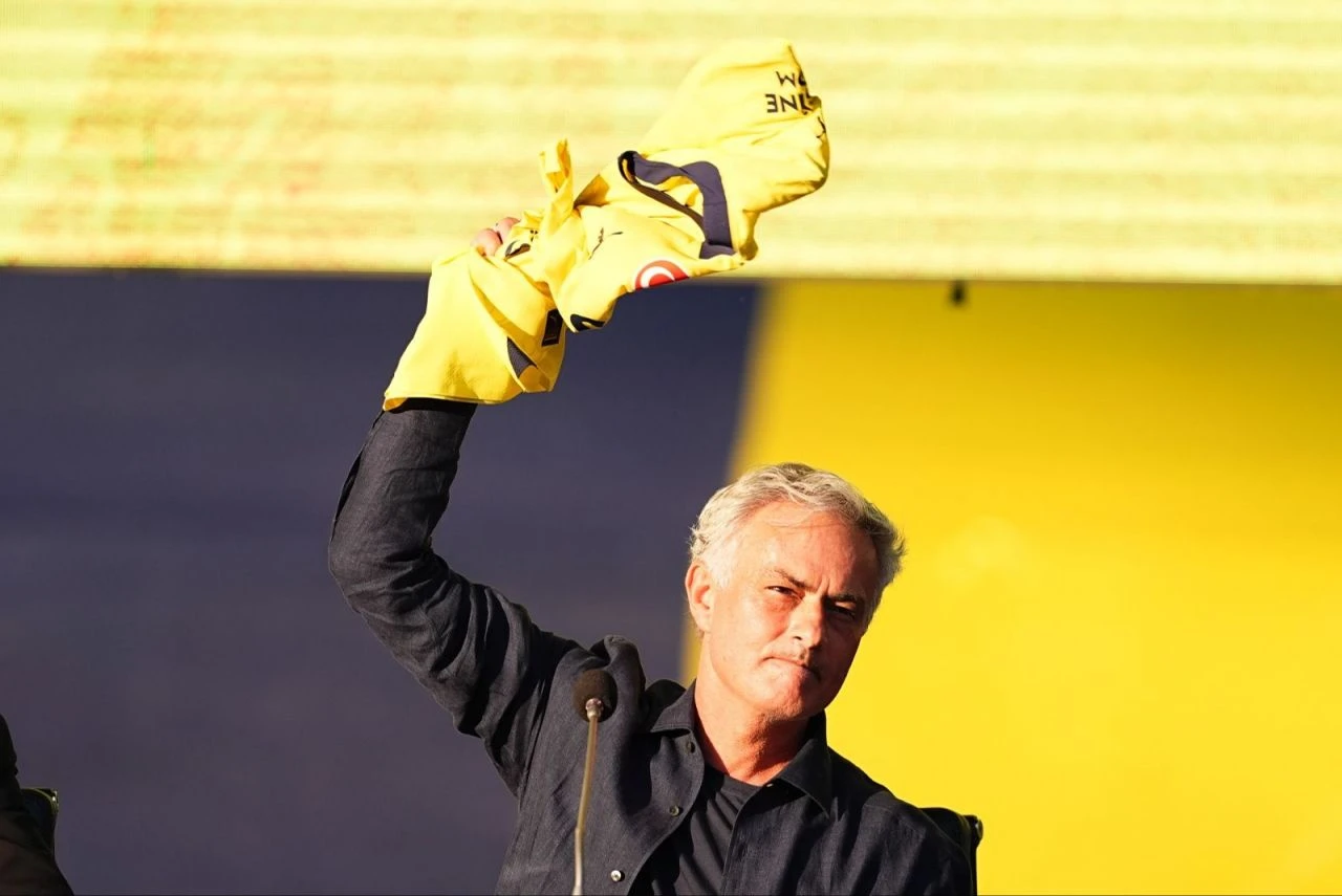 Jose Mourinho Fenerbahçe'de! 'Sizin hayaliniz benim hayalim'