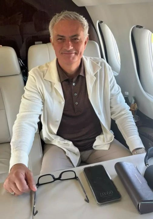 Son dakika! Fenerbahçe'den Mourinho'nun imza töreni için taraftara mesaj... Saat verdiler - 1. Resim